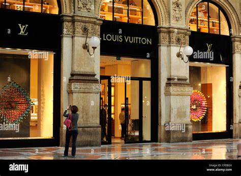 lv italien|buying louis vuitton in italy.